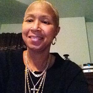 Meet your Posher, Lynndora